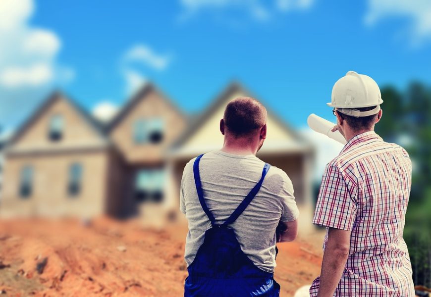 Rekonstrukce domu: Kde hledat kvalitní řemeslníky a spolehlivé firmy?