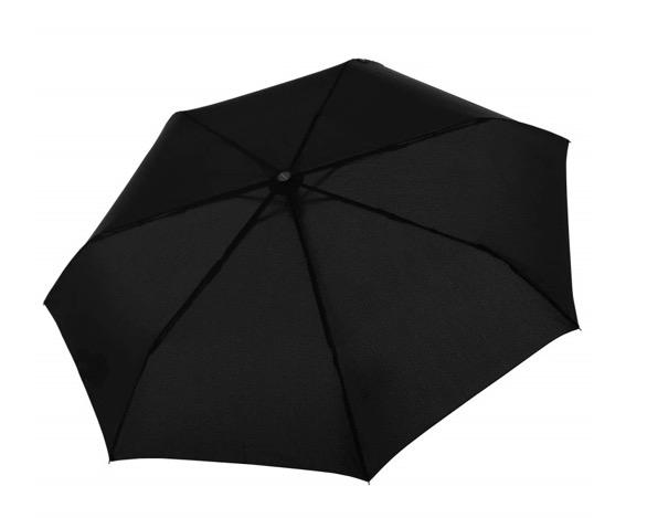 Černý deštník je cool